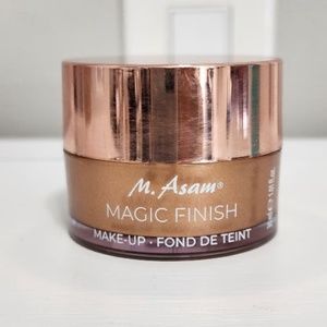 M. Asam Magic Finish Makeup